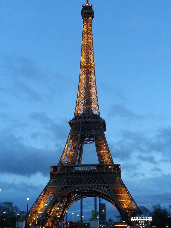 Eiffel Tower at dusk